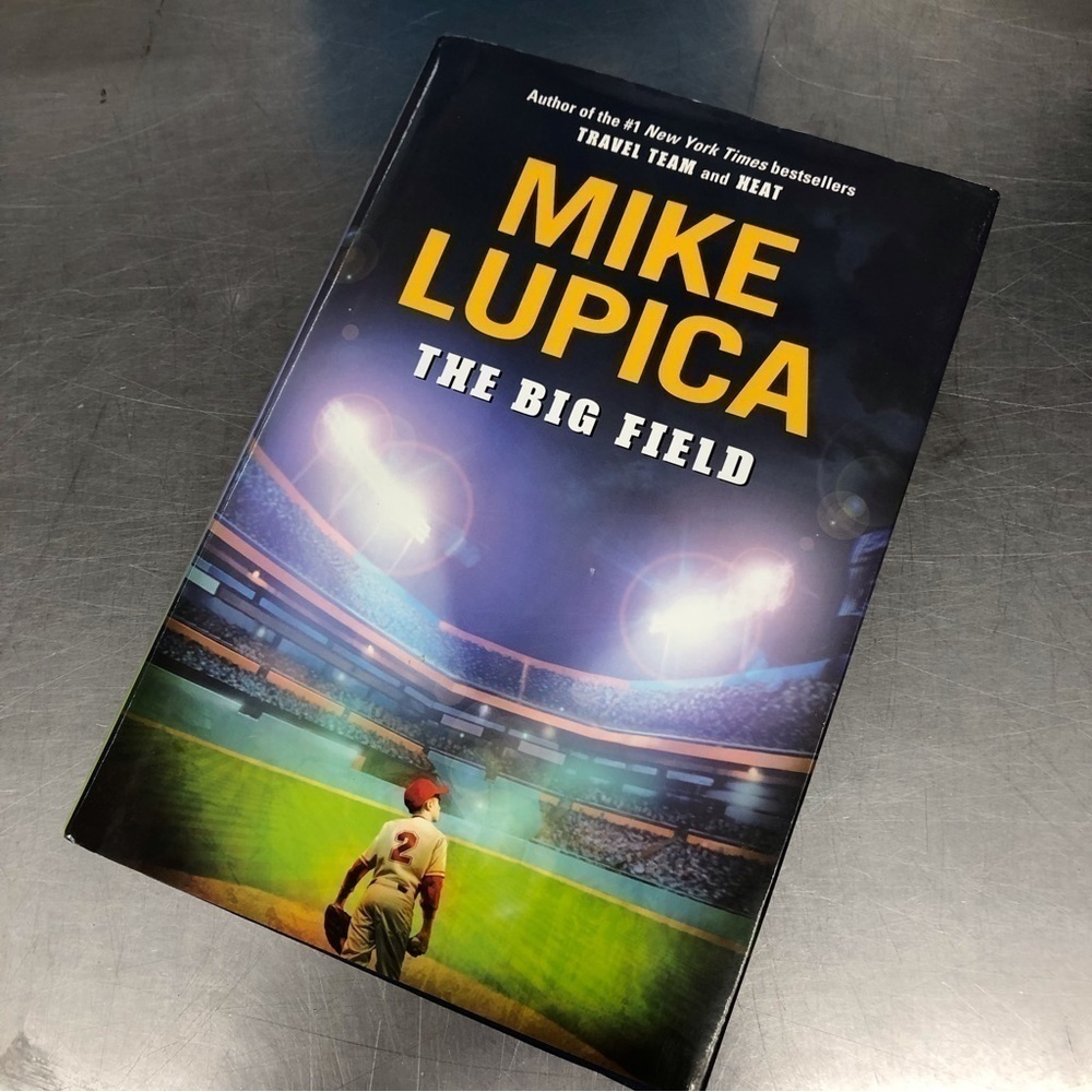 The Big Field by: Mike Lupica, Hardback book